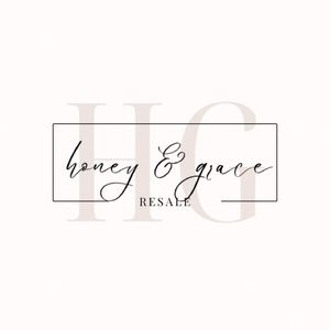 Meet your Posher, Chelsea. Owner of Honey & Grace Resale!